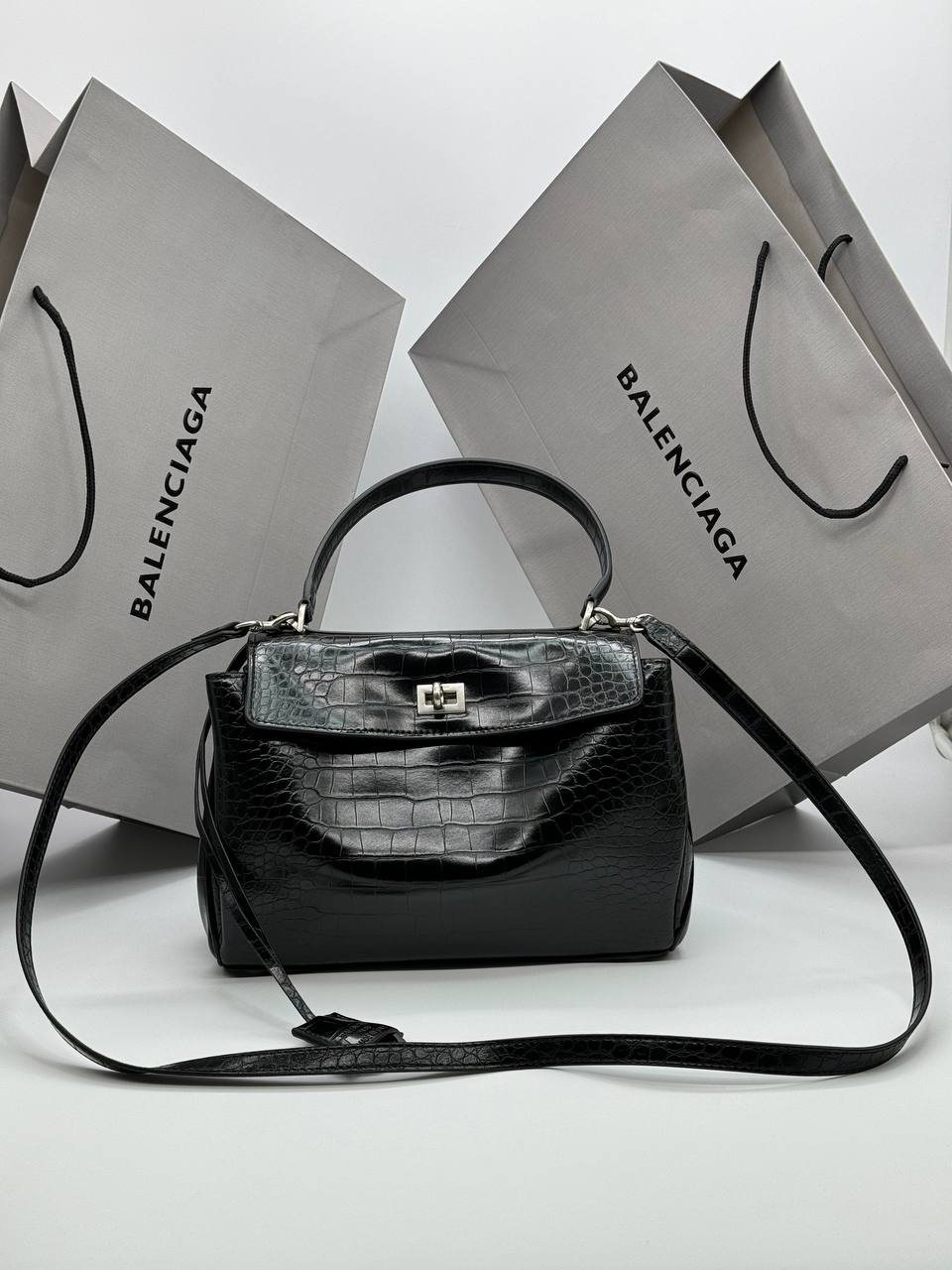 BALENCIAGA 3 - b6155