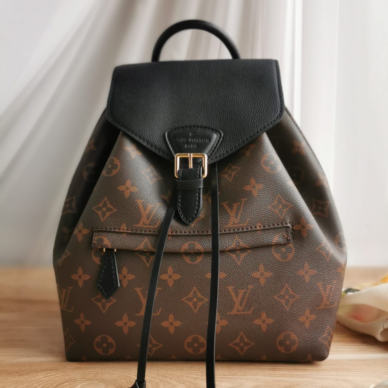 Рюкзак LOUIS VUITTON  z-281 - b2851