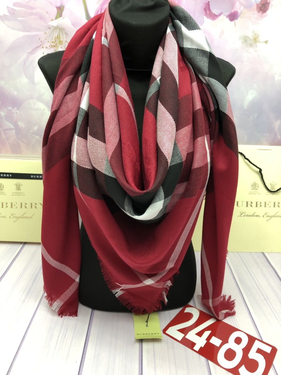 Платок Burberry 108 - b126