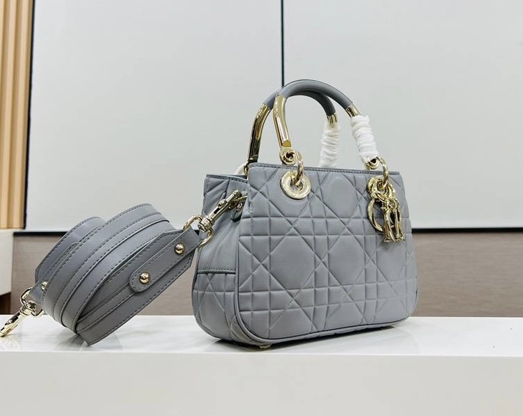 Сумка Christian Dior z-19 - b2576