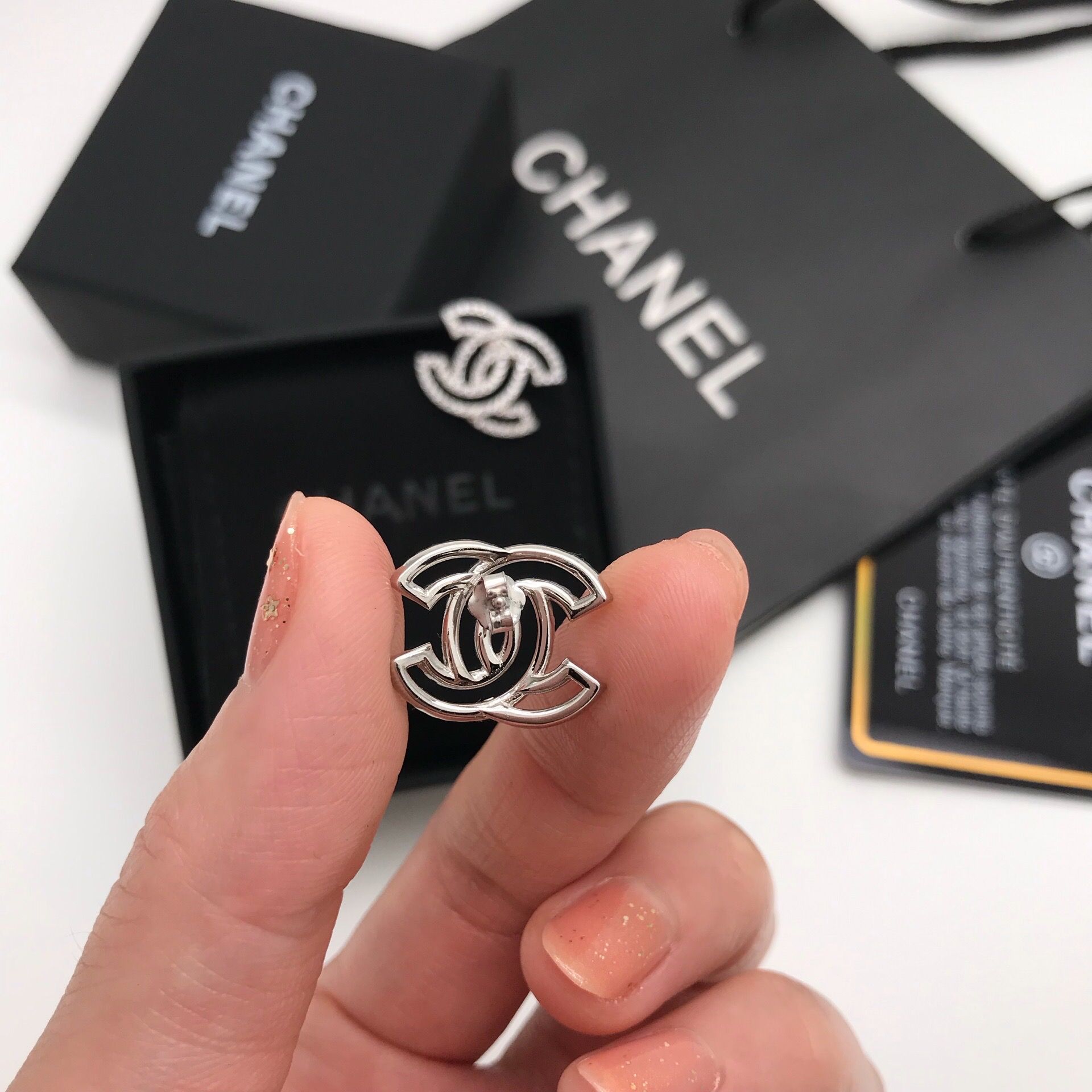 Серьги CHANEL - b3339