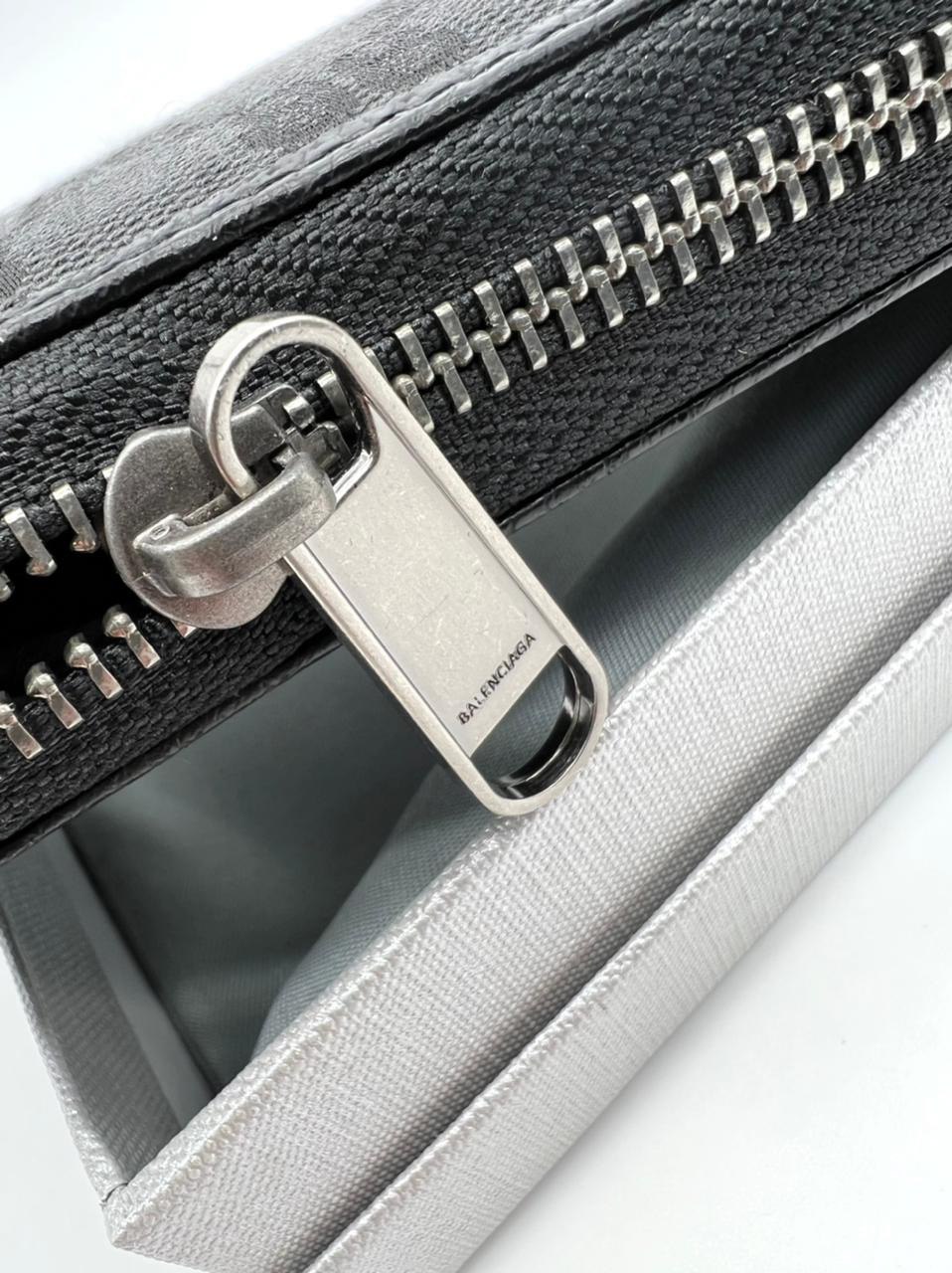 Кошелек BALENCIAGA 5 - b4642