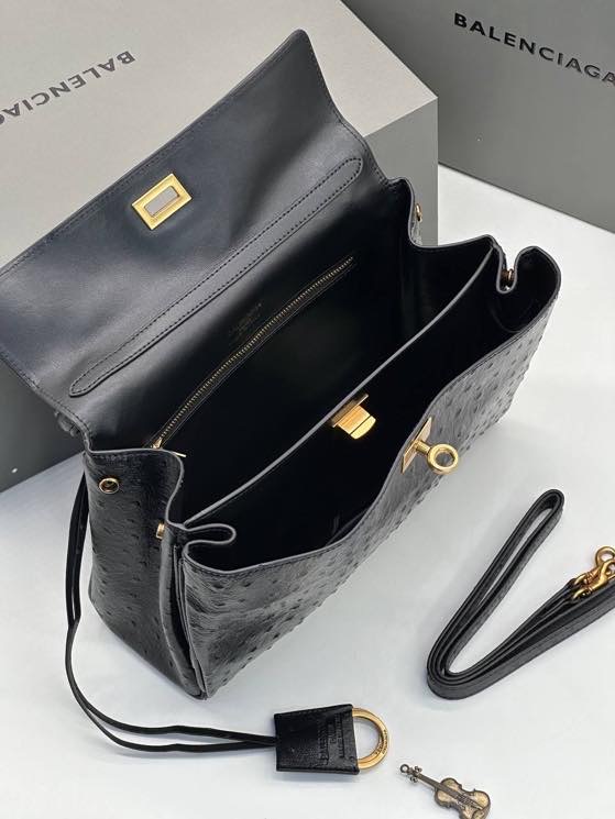 BALENCIAGA 1112 - b6545