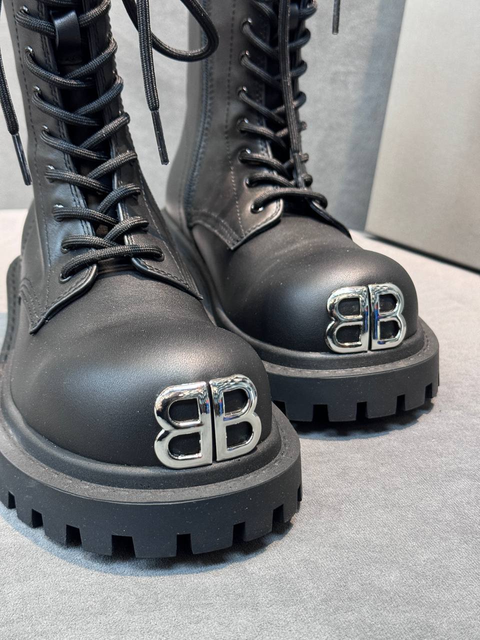 BALENCIAGA 2 - b6826