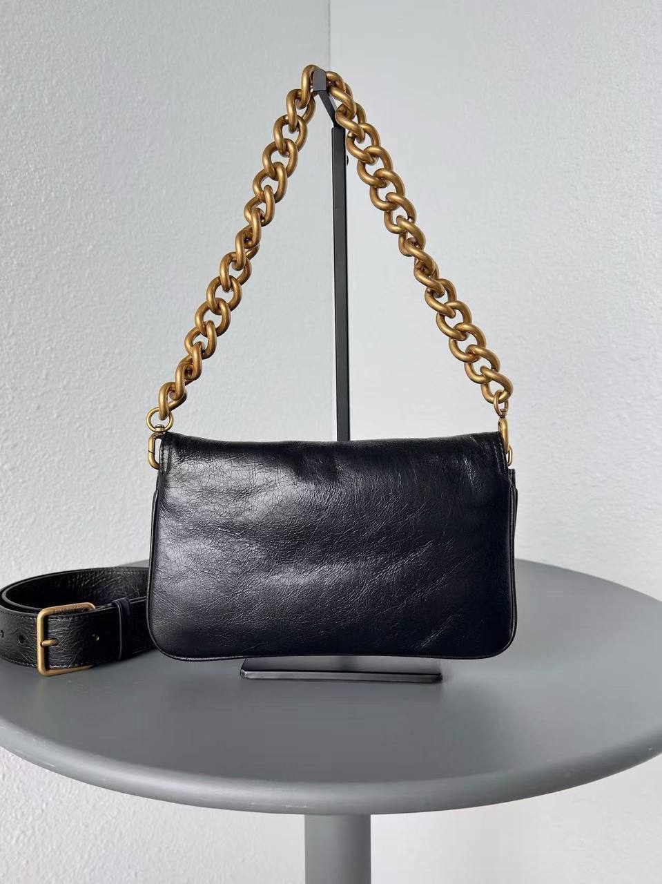 BALENCIAGA 7 - b6869